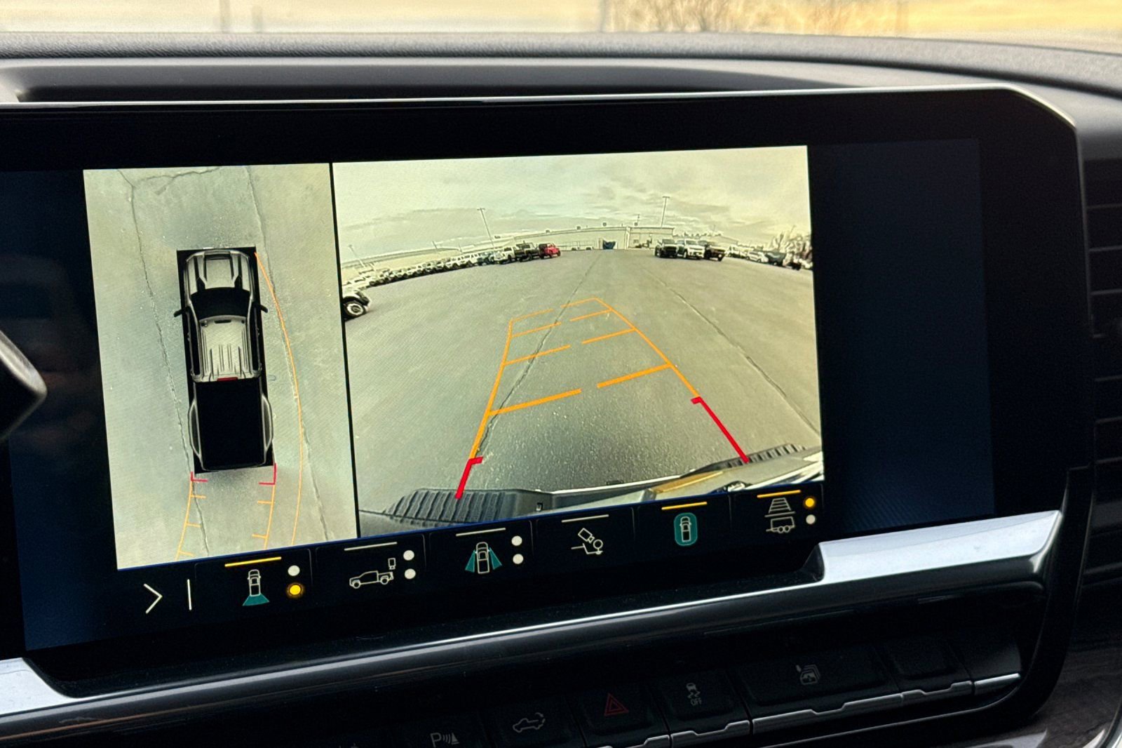 Used 2025 Chevrolet Silverado 3500 LTZ w/ LTZ Plus Package image 20