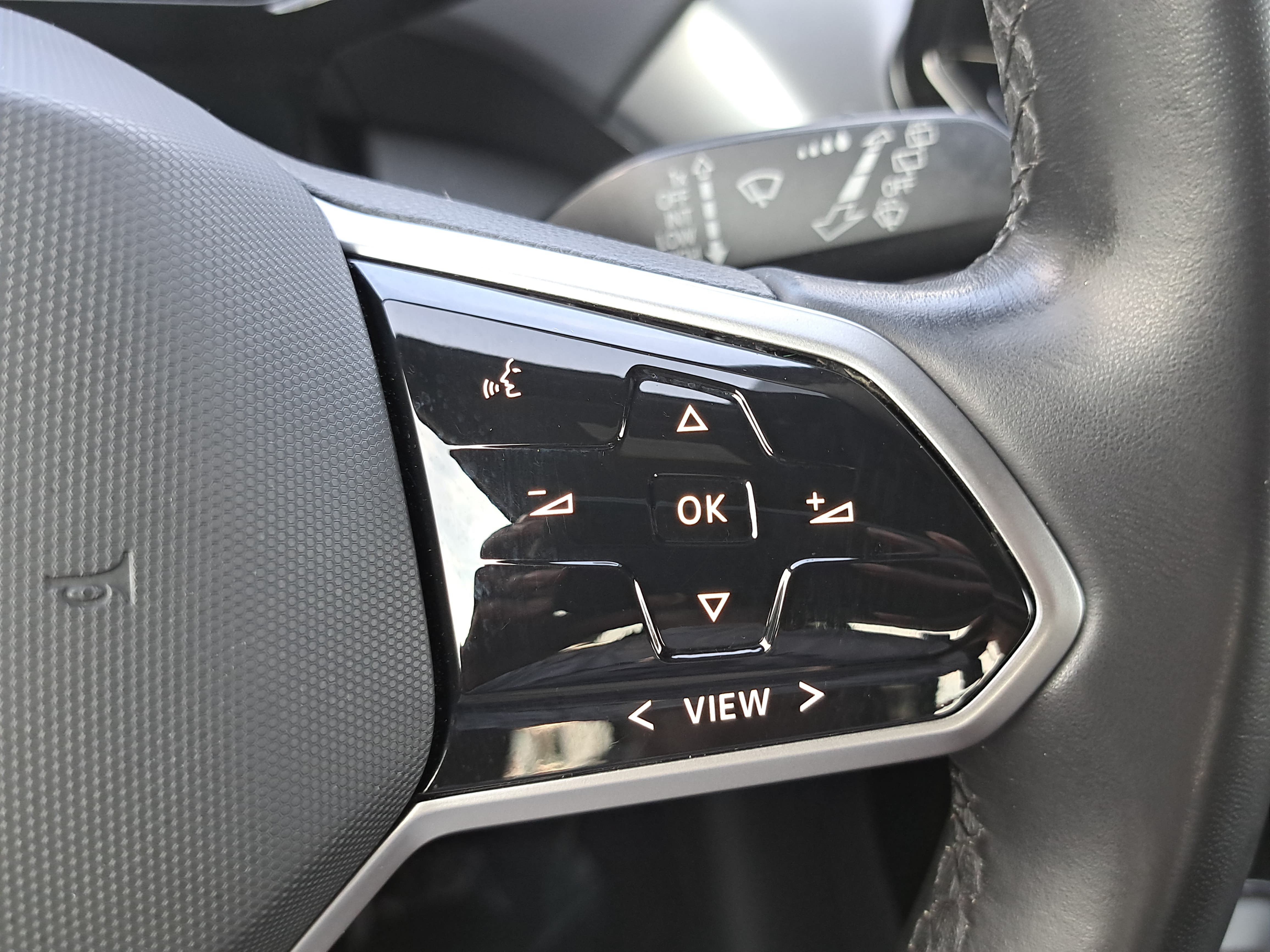 Used 2021 Volkswagen ID.4 Pro RWD image 18