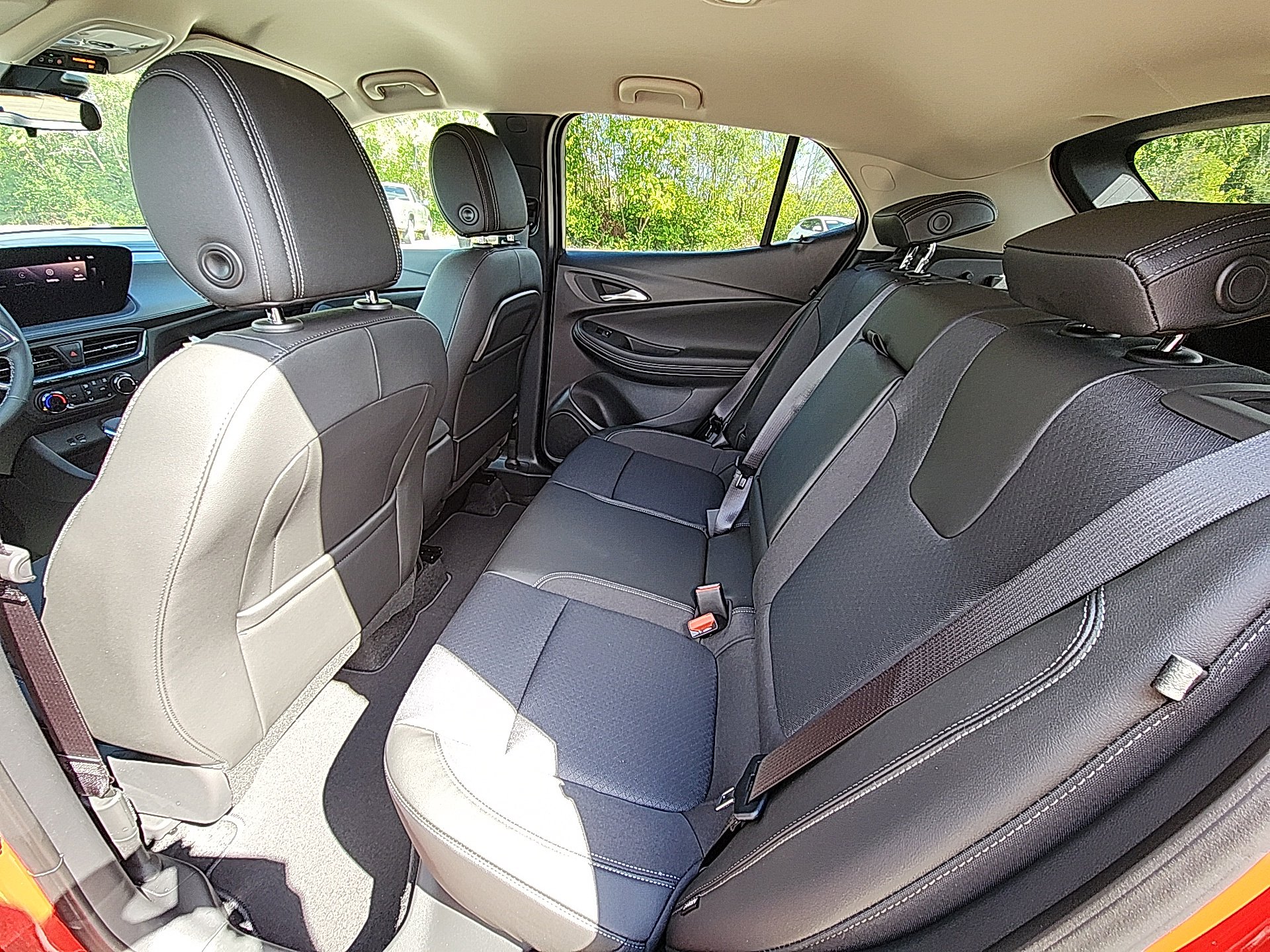 New 2026 Buick Encore GX Preferred w/ Comfort Package image 28