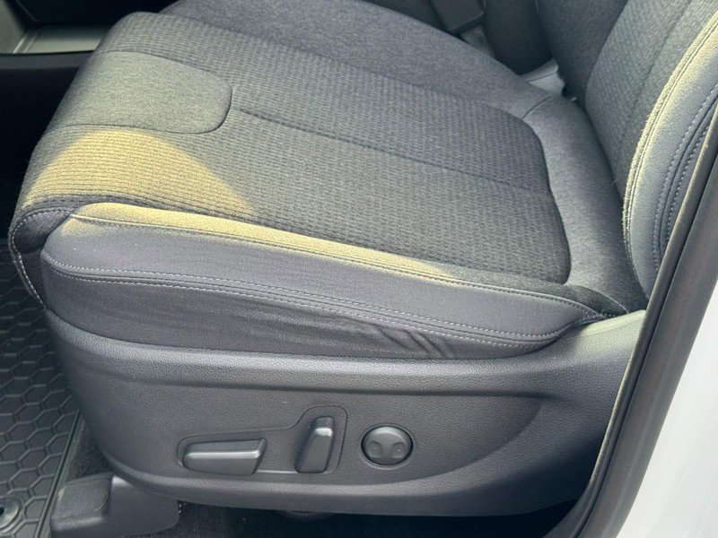 Used 2023 Hyundai Santa Fe SEL image 24