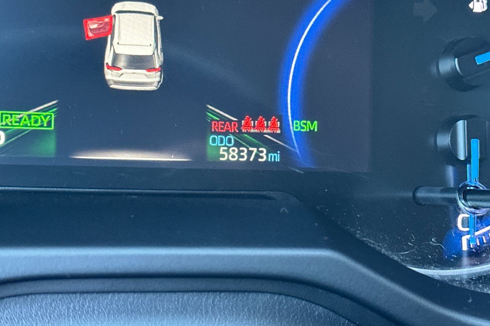 Certified 2024 Toyota RAV4 LE AWD/4WD image 31