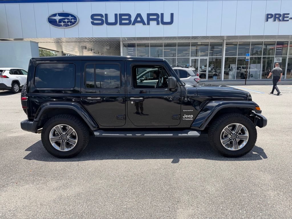 Used 2020 Jeep Wrangler Unlimited Sahara AWD/4WD image 2