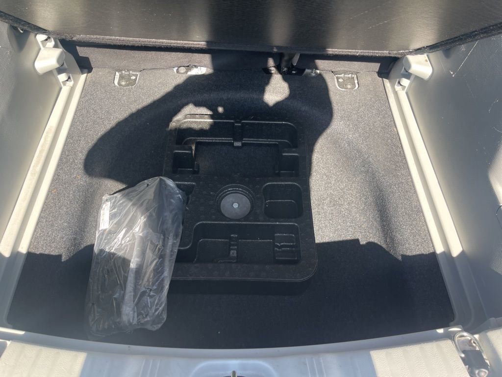 Used 2018 Jeep Compass Latitude image 8