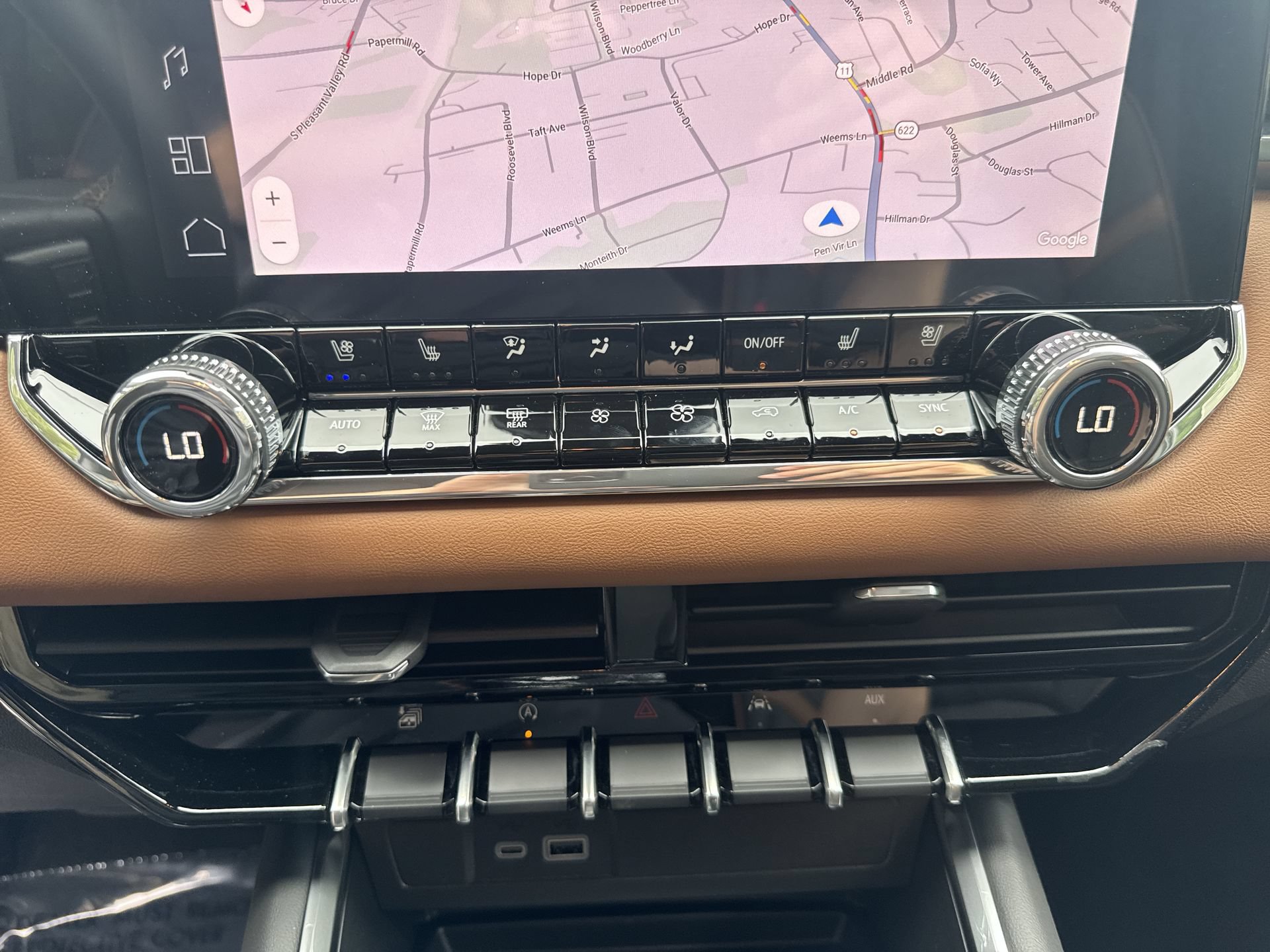 New 2026 GMC Canyon AT4 w/ Technology Plus Package AWD/4WD image 17