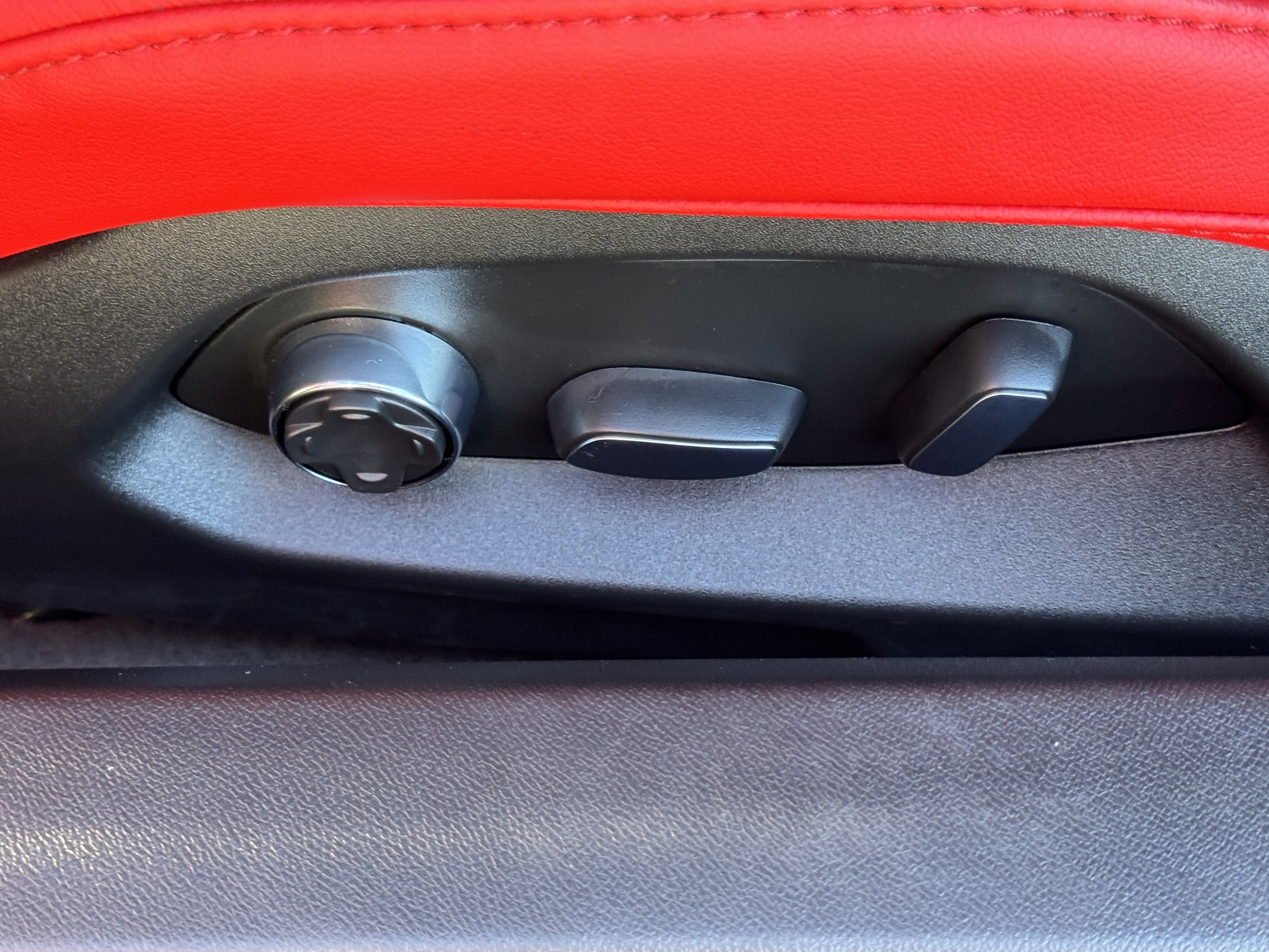 Used 2024 Chevrolet Corvette Stingray Premium Conv image 19