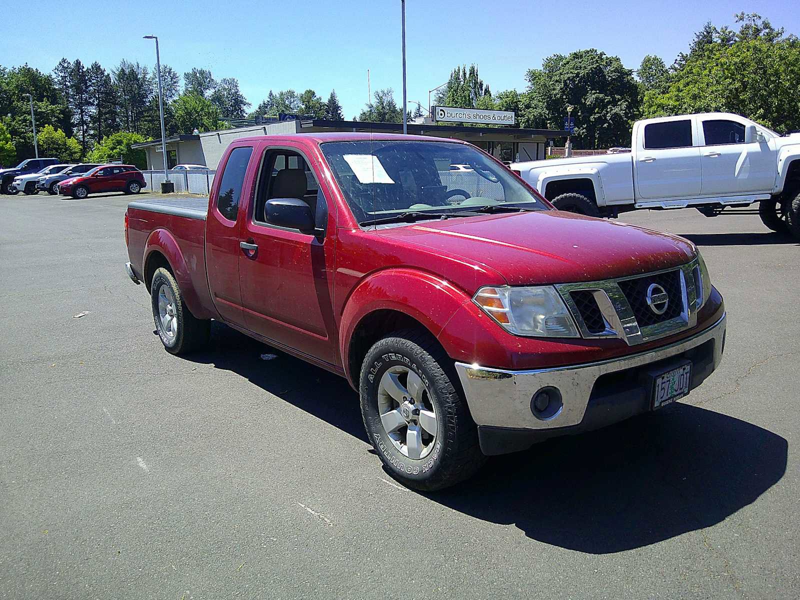 Used 2010 Nissan Frontier SE w/ SE Value Truck Pkg RWD image 7