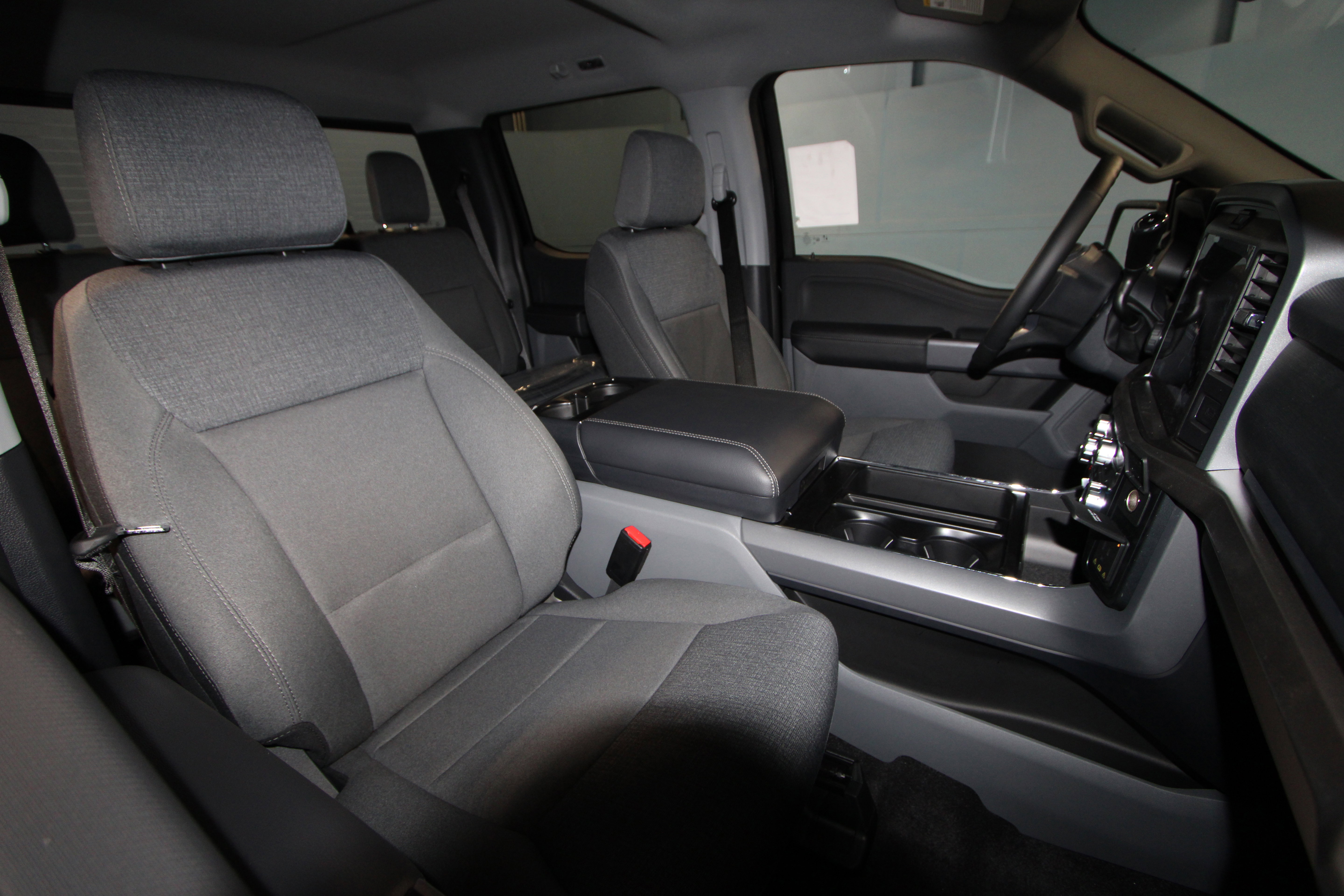 New 2026 Ford F150 XLT w/ Equipment Group 302A MID AWD/4WD image 18