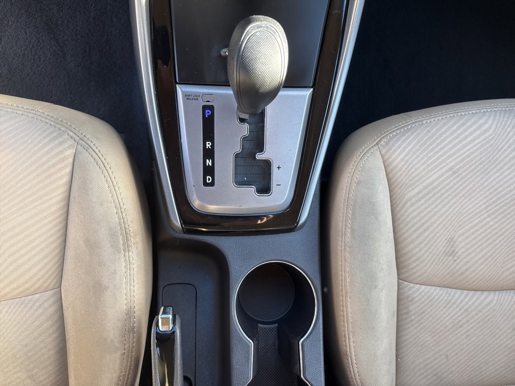 Used 2013 Hyundai Elantra GLS image 31