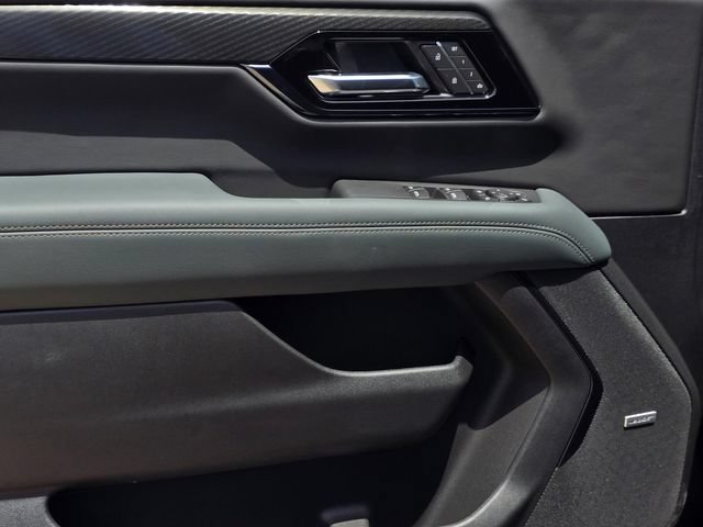 New 2026 GMC Yukon AT4 w/ AT4 Premium Plus Package AWD/4WD image 19