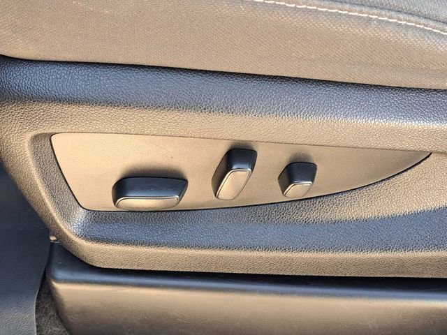 Used 2018 Chevrolet Silverado 1500 LT w/ All Star Edition AWD/4WD image 7