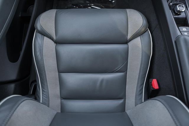 Certified 2022 Volvo XC60 T8 R-Design w/ Advanced Package image 30