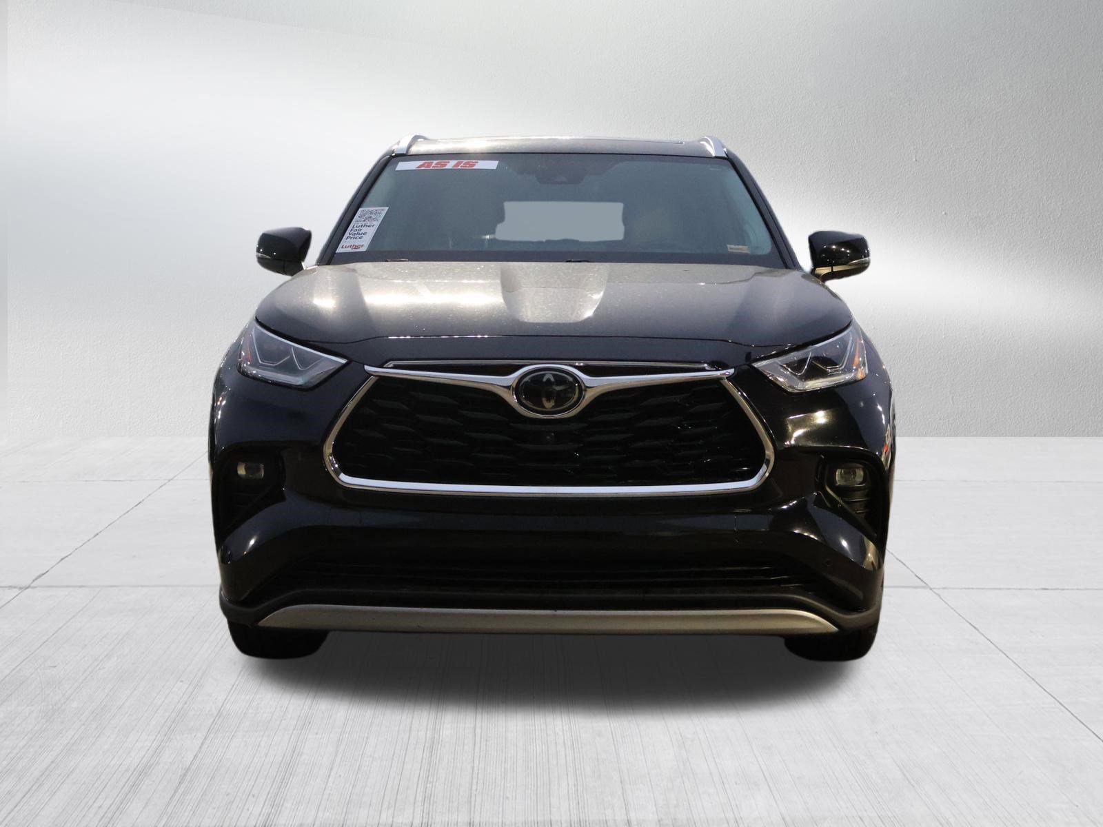 Used 2020 Toyota Highlander Platinum image 2