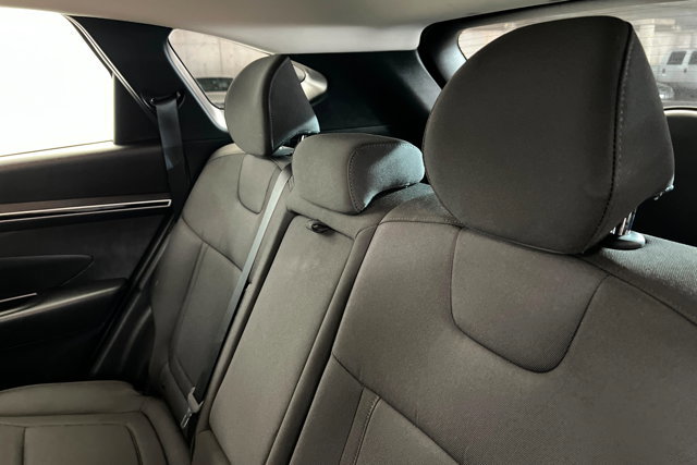 Used 2022 Hyundai Tucson SE w/ Cargo Package image 20