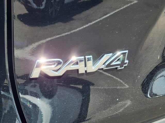 Used 2024 Toyota RAV4 XLE FWD image 22