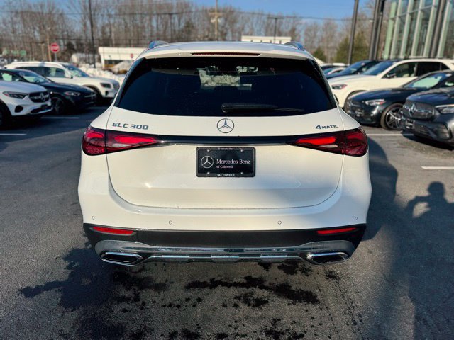 Used 2026 Mercedes-Benz GLC 300 4MATIC image 4