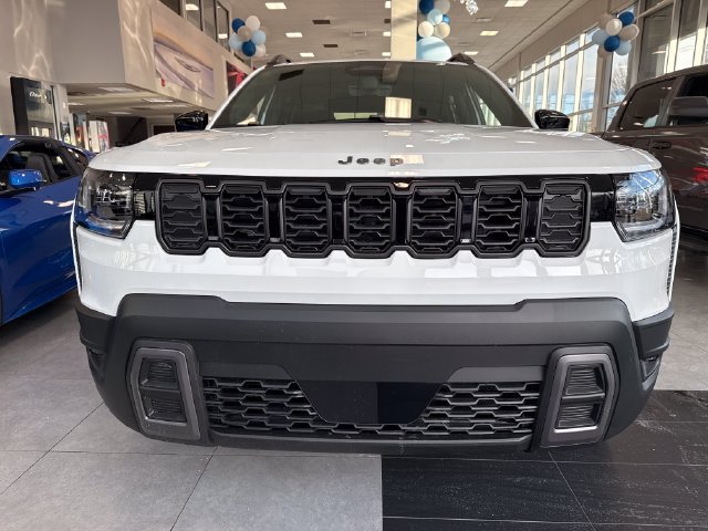 New 2026 Jeep Cherokee Laredo AWD/4WD image 2