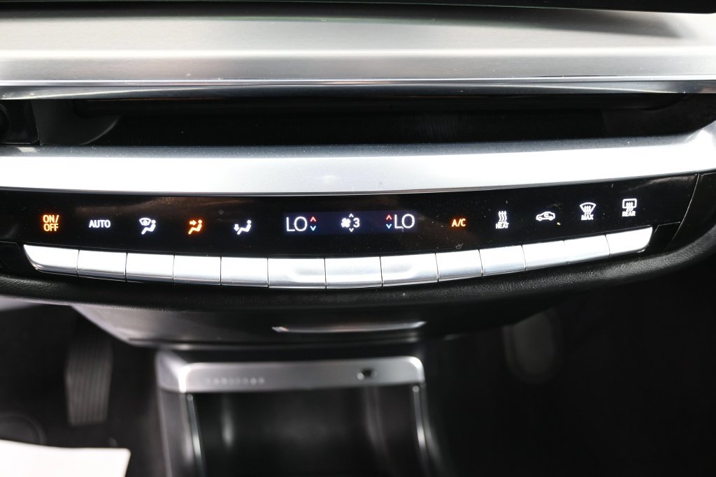 Used 2024 Cadillac Lyriq Sport AWD/4WD image 22