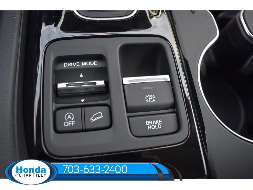 New 2026 Honda Pilot Touring image 19