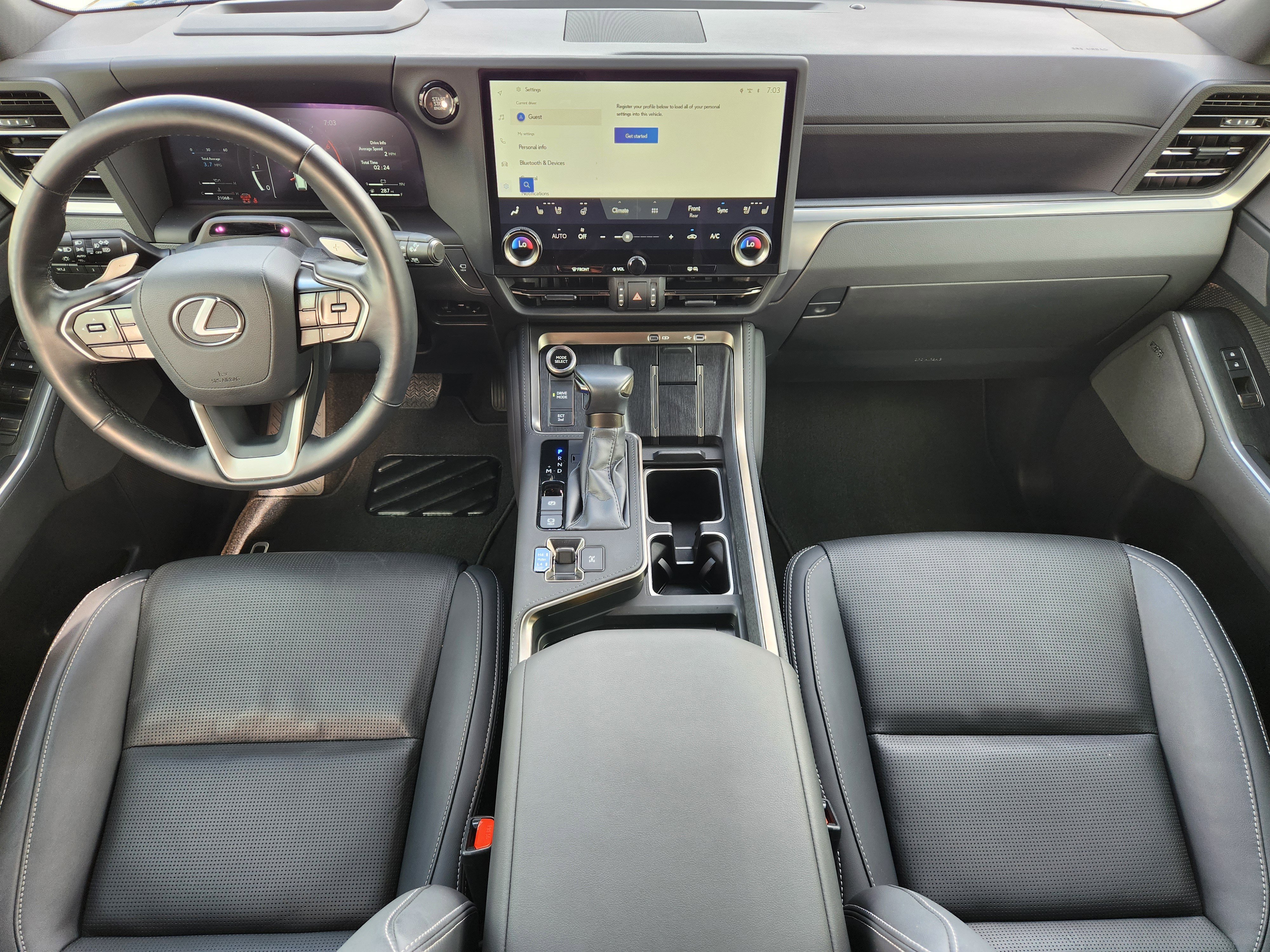 Used 2024 Lexus GX 550 image 31