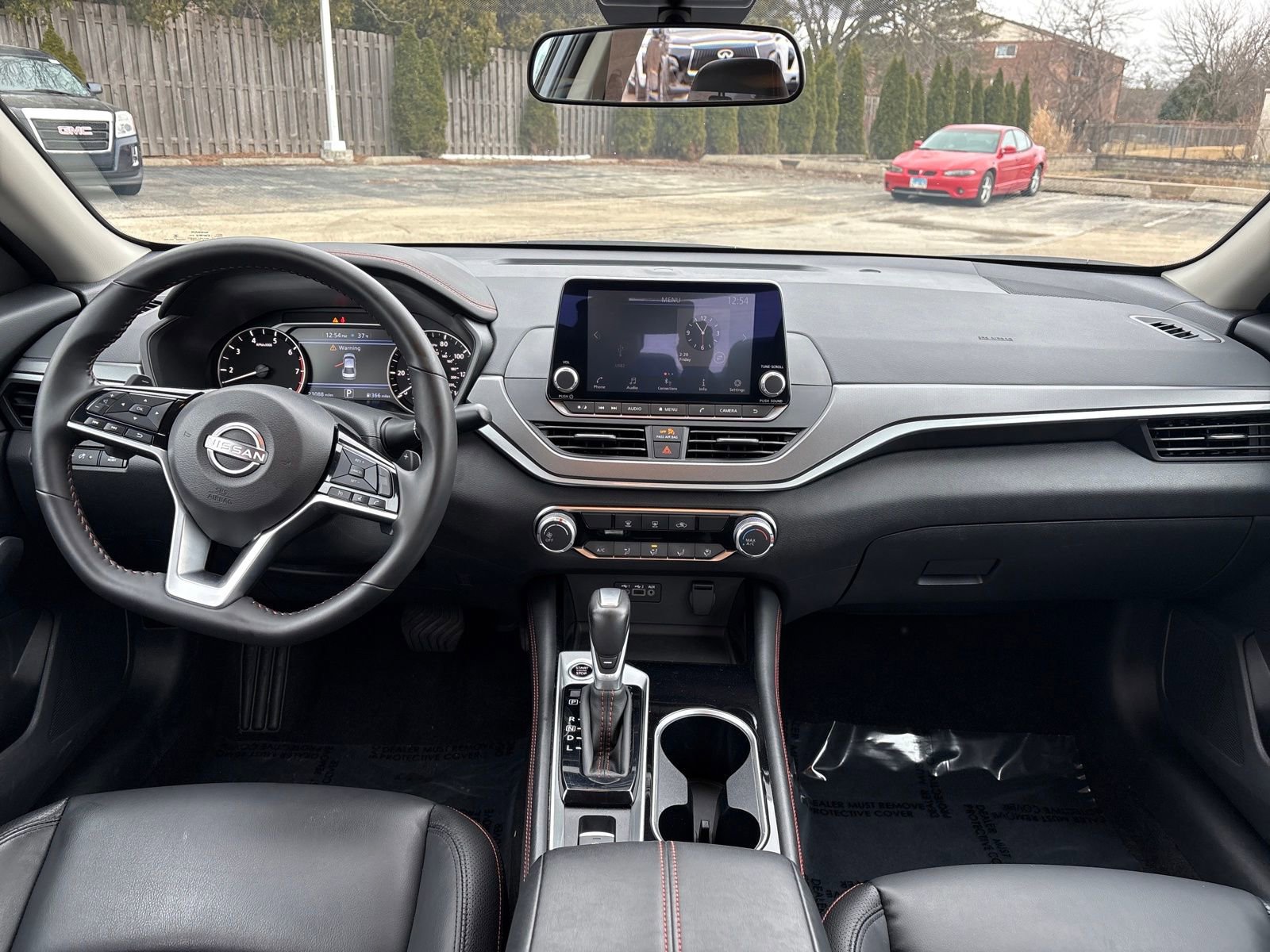 Used 2025 Nissan Altima 2.5 SR image 12