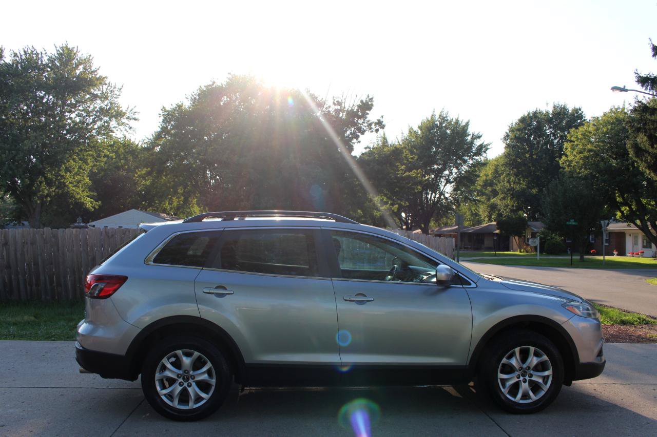 Used 2015 MAZDA CX-9 Touring w/ Touring Technology Package AWD/4WD image 10