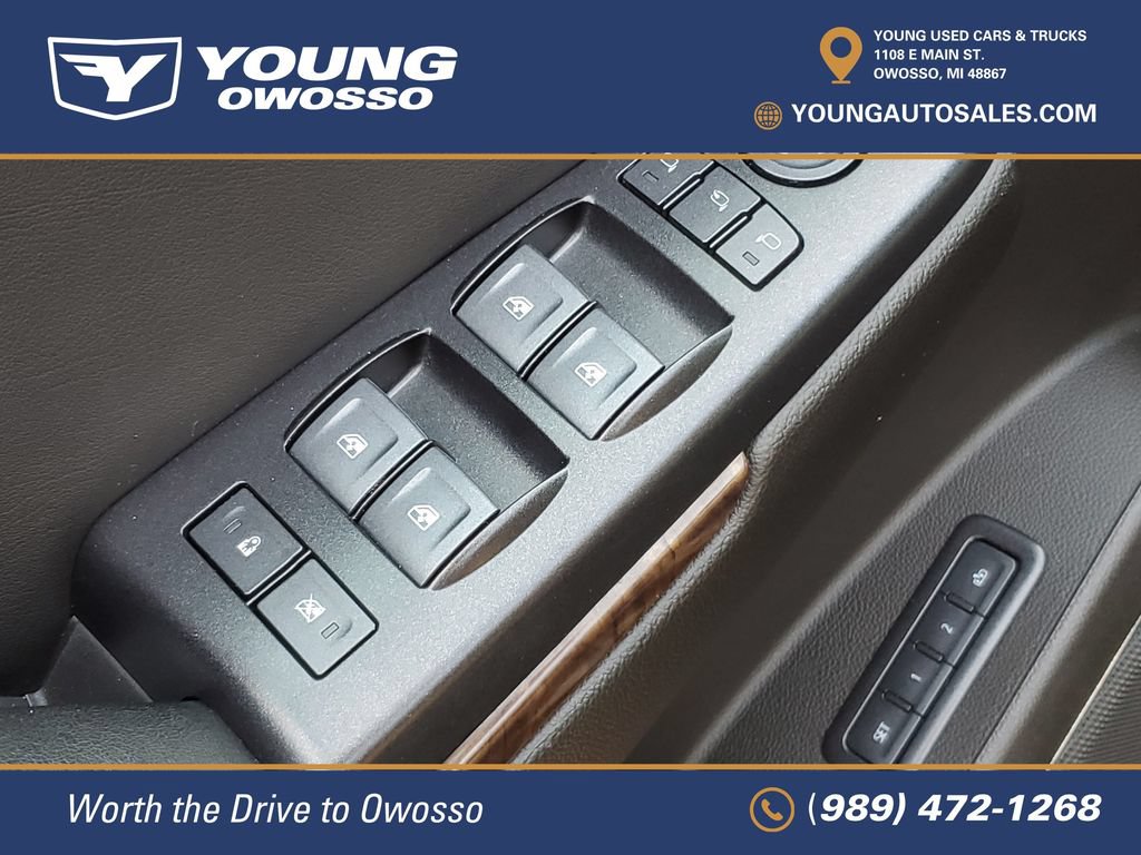 Used 2020 Chevrolet Suburban LT AWD/4WD image 24