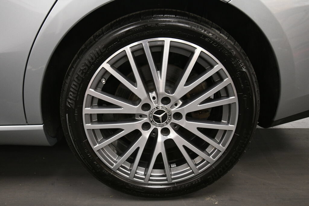 Used 2025 Mercedes-Benz CLA 250 4MATIC image 34