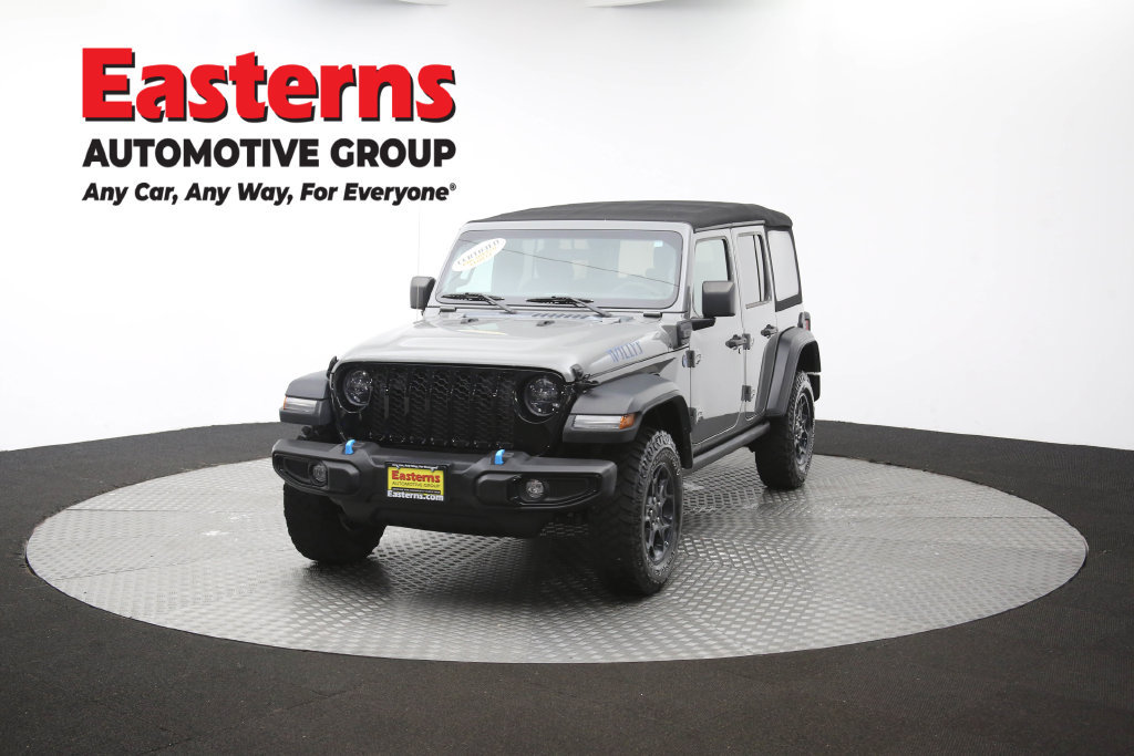 Used 2023 Jeep Wrangler Unlimited w/ Cold Weather Group AWD/4WD image 58