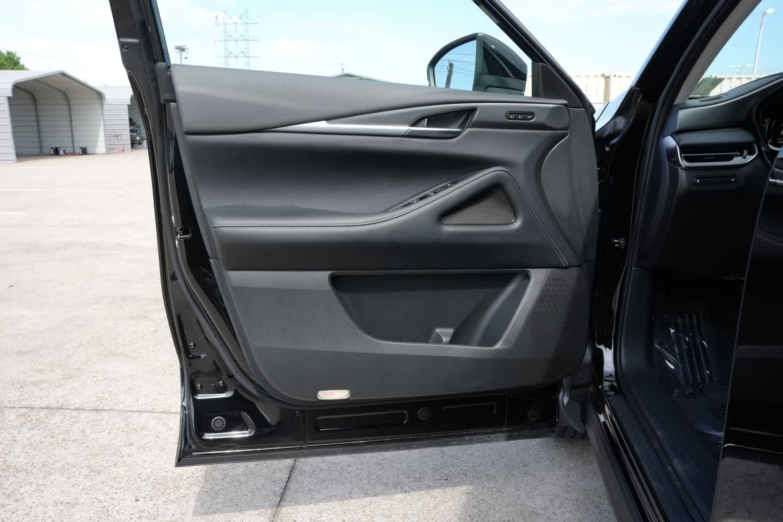 Certified 2027 INFINITI QX60 Pure w/ Cargo Package FWD image 17
