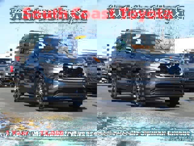 Used 2025 Toyota Highlander XLE