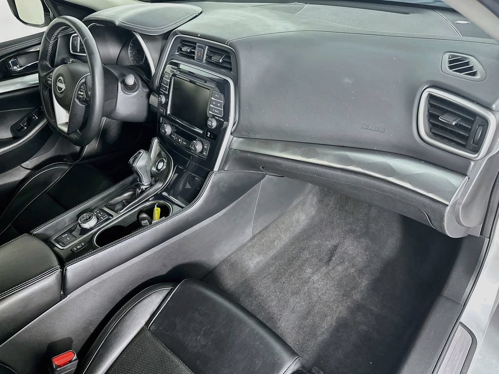 Used 2023 Nissan Maxima SV w/ Floor Mat Group FWD image 30