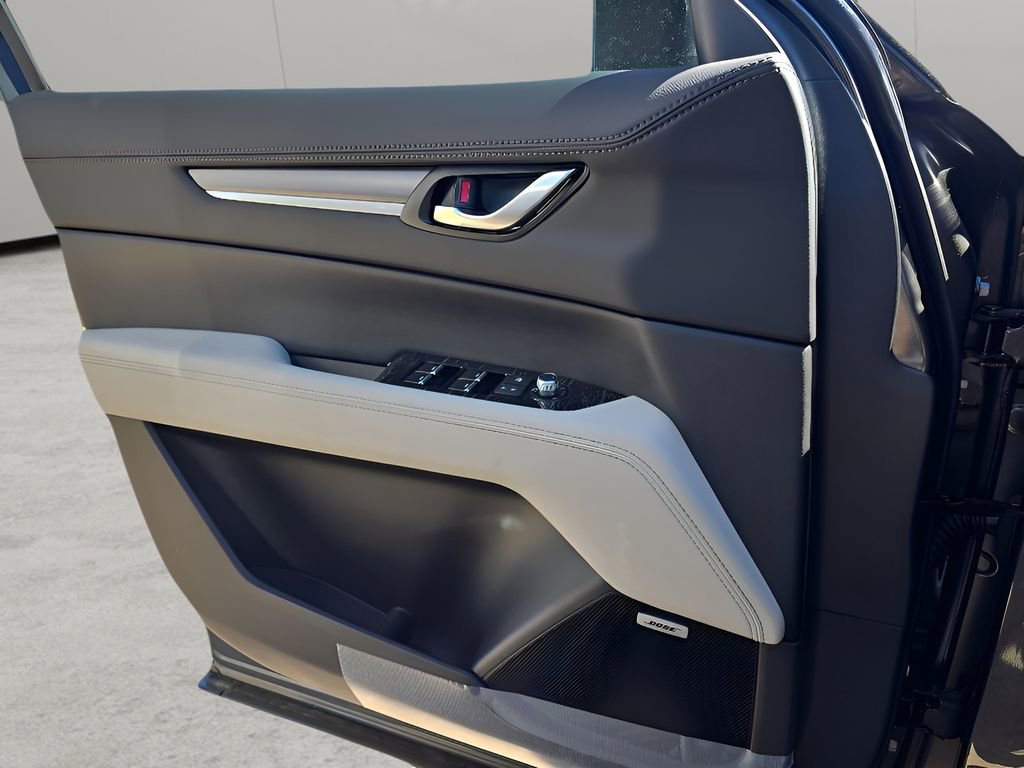 Used 2025 MAZDA CX-5 AWD 2.5 S w/ Premium Plus Pkg image 13