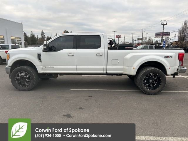 Used 2017 Ford F350 Lariat w/ Chrome Package image 5