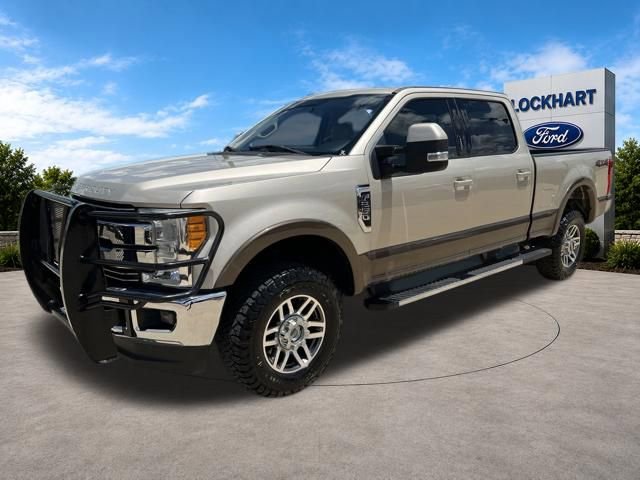 Used 2017 Ford F250 Lariat w/ Lariat Value Package AWD/4WD image 3