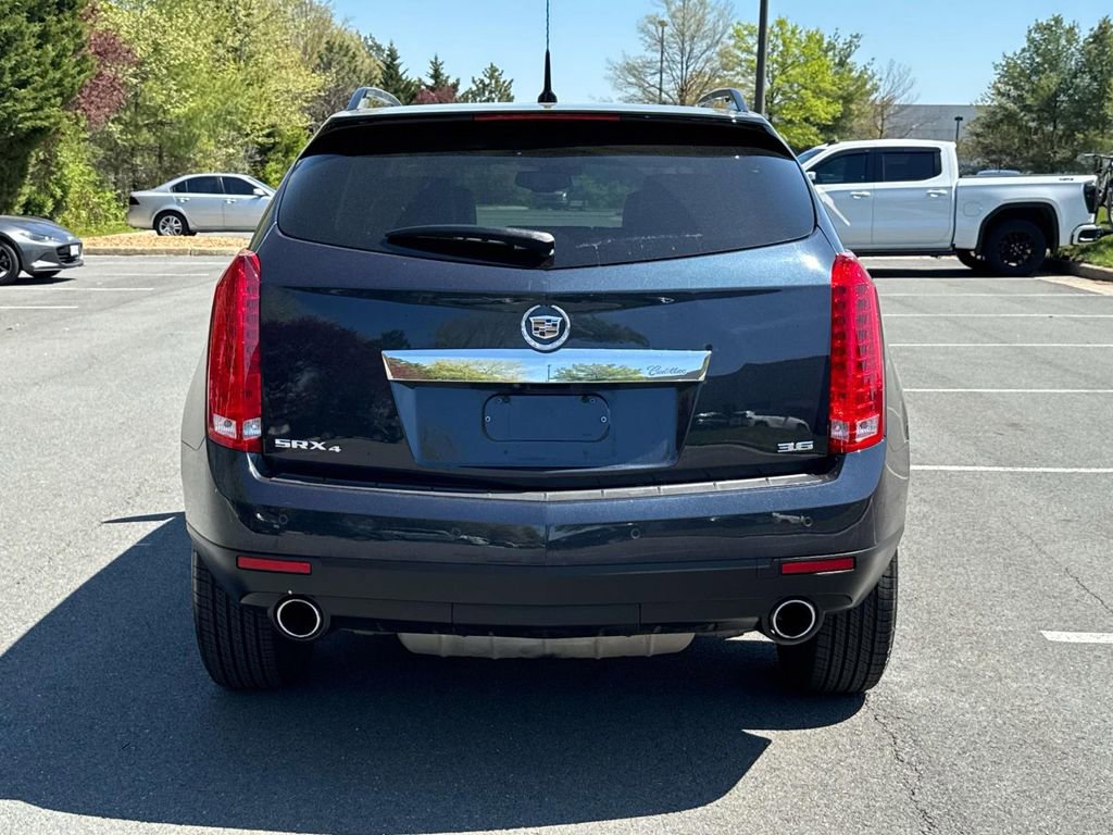 Used 2014 Cadillac SRX Luxury w/ Driver Awareness Package image 24