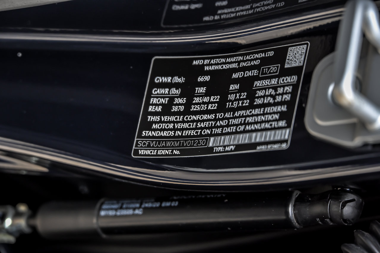 Used 2021 Aston Martin DBX AWD/4WD image 39