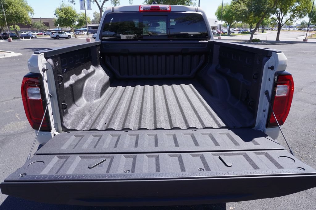 New 2026 GMC Canyon Elevation w/ Convenience Package RWD image 8
