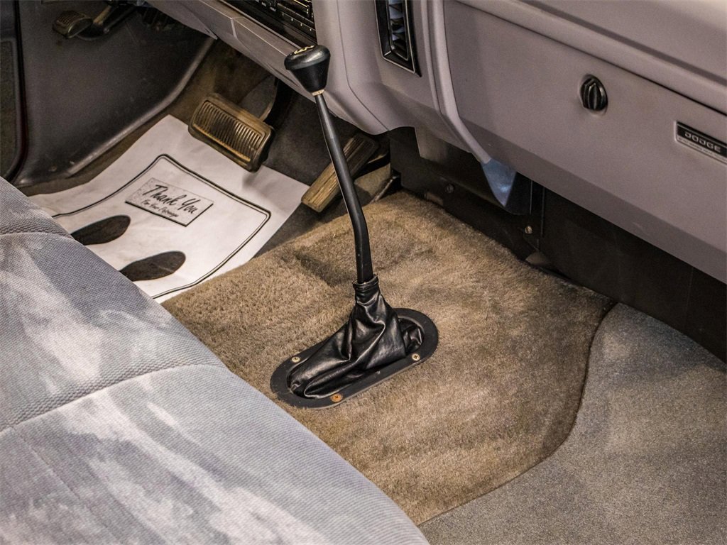 Used 1989 Dodge D/W Truck 150 image 18