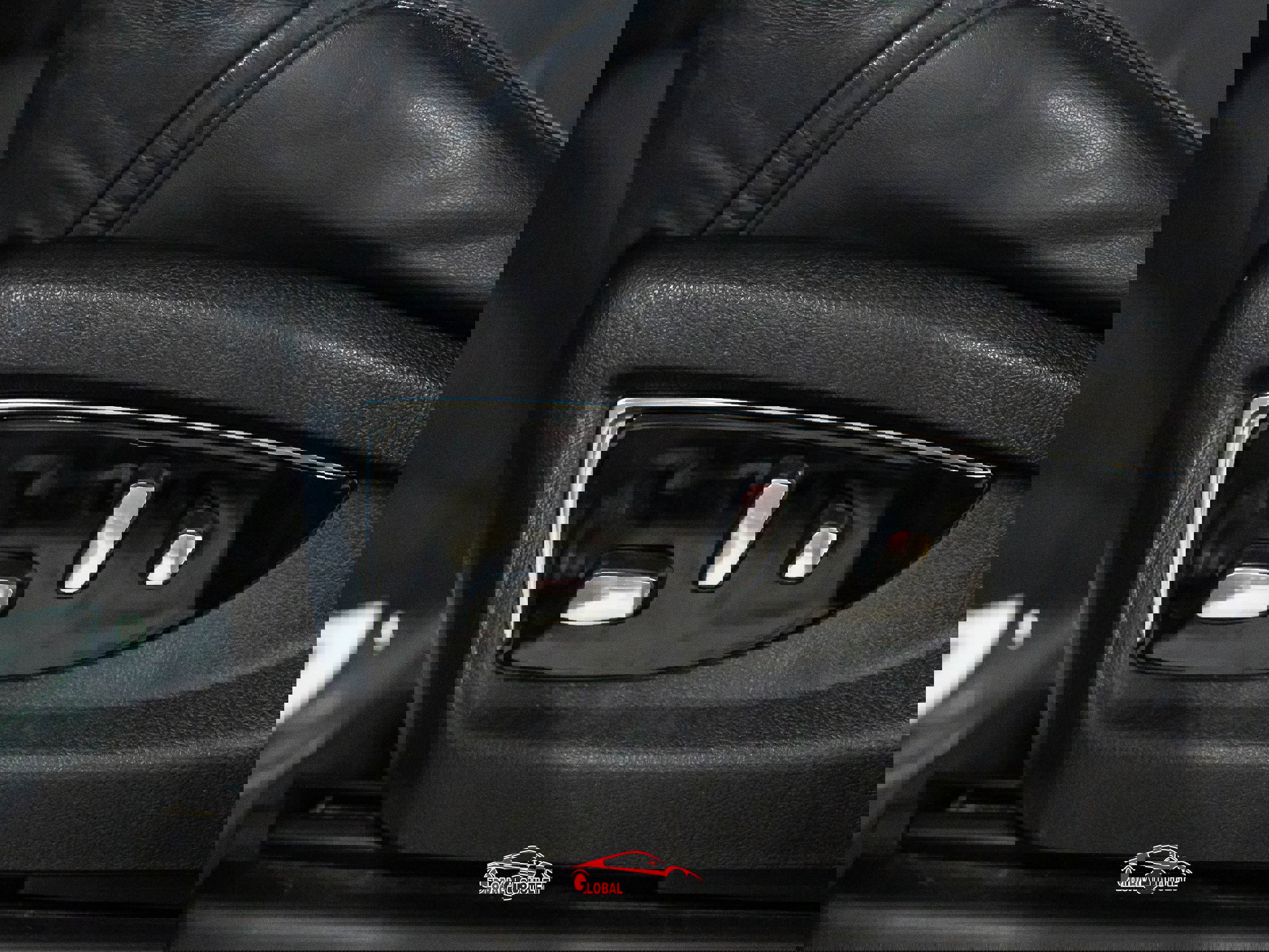 Used 2020 Cadillac Escalade ESV Premium Luxury w/ Escalade Sport Edition image 37