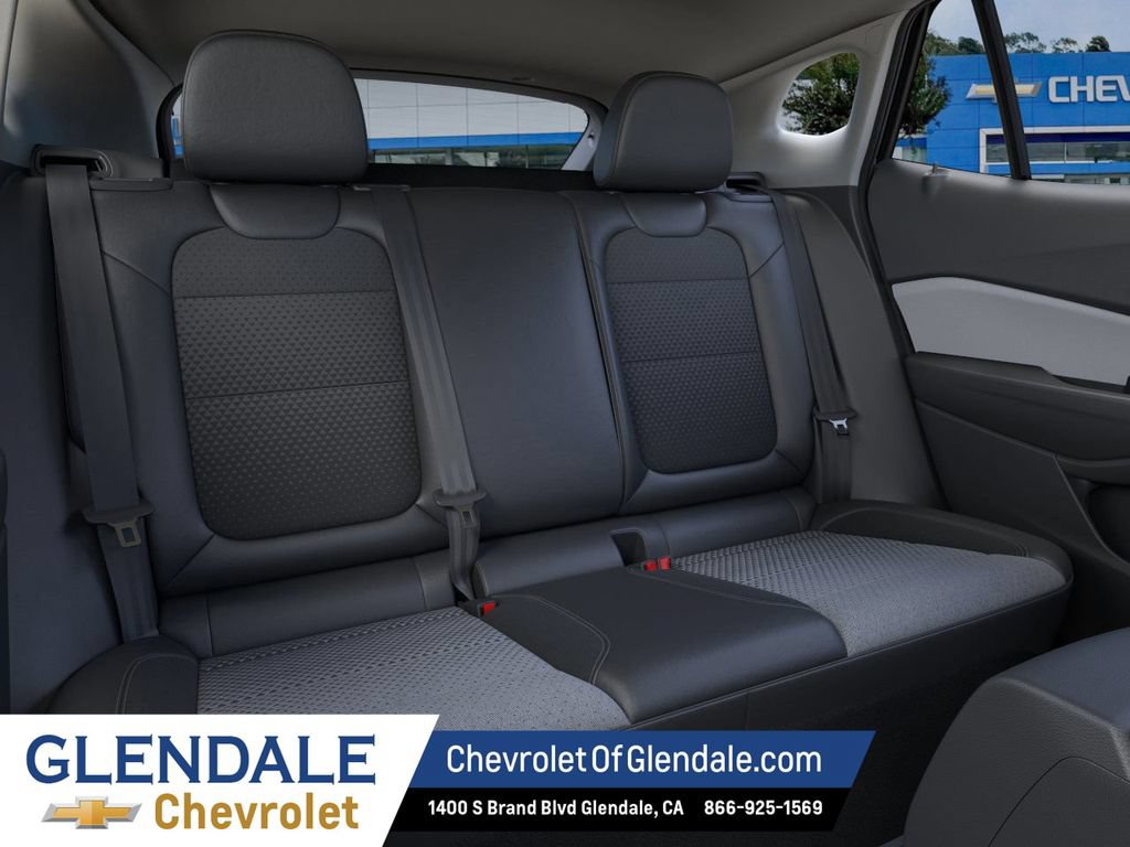 New 2026 Chevrolet Trax LT w/ Driver Confidence Package FWD image 17