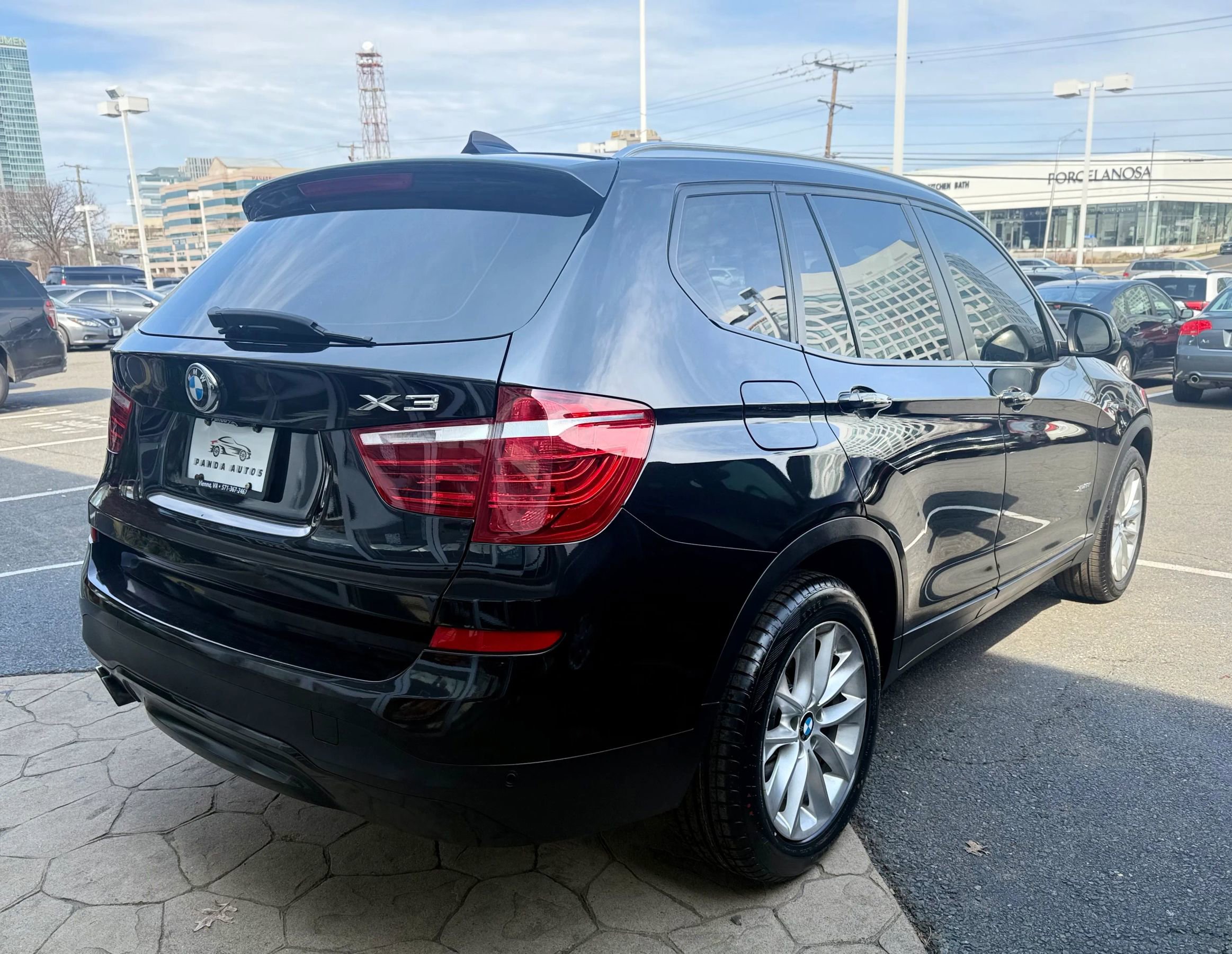Used 2015 BMW X3 xDrive28i w/ Driver Assistance Package AWD/4WD image 7