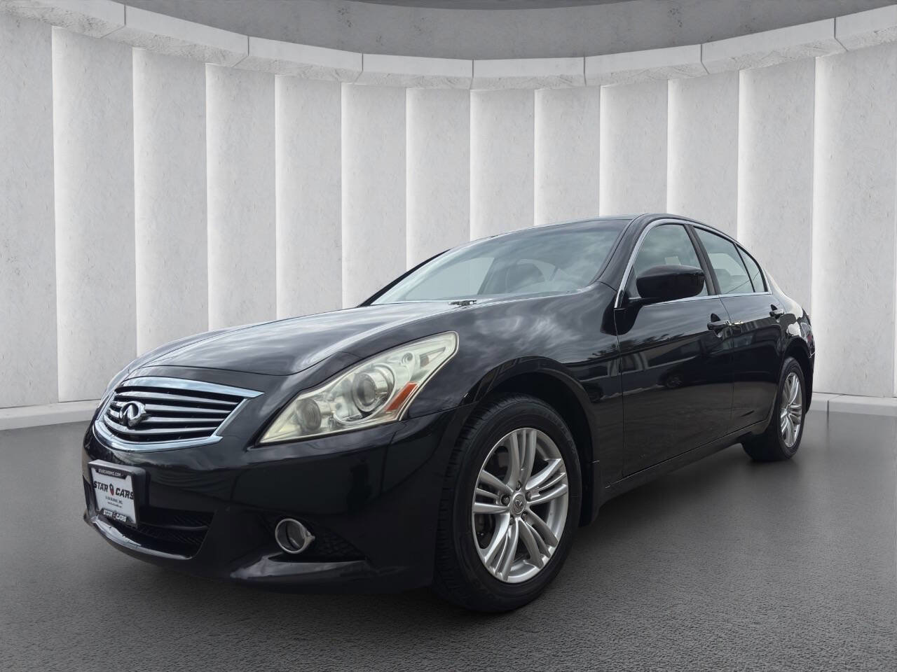Used 2013 INFINITI G37 x Sedan w/ Premium Pkg AWD/4WD image 1