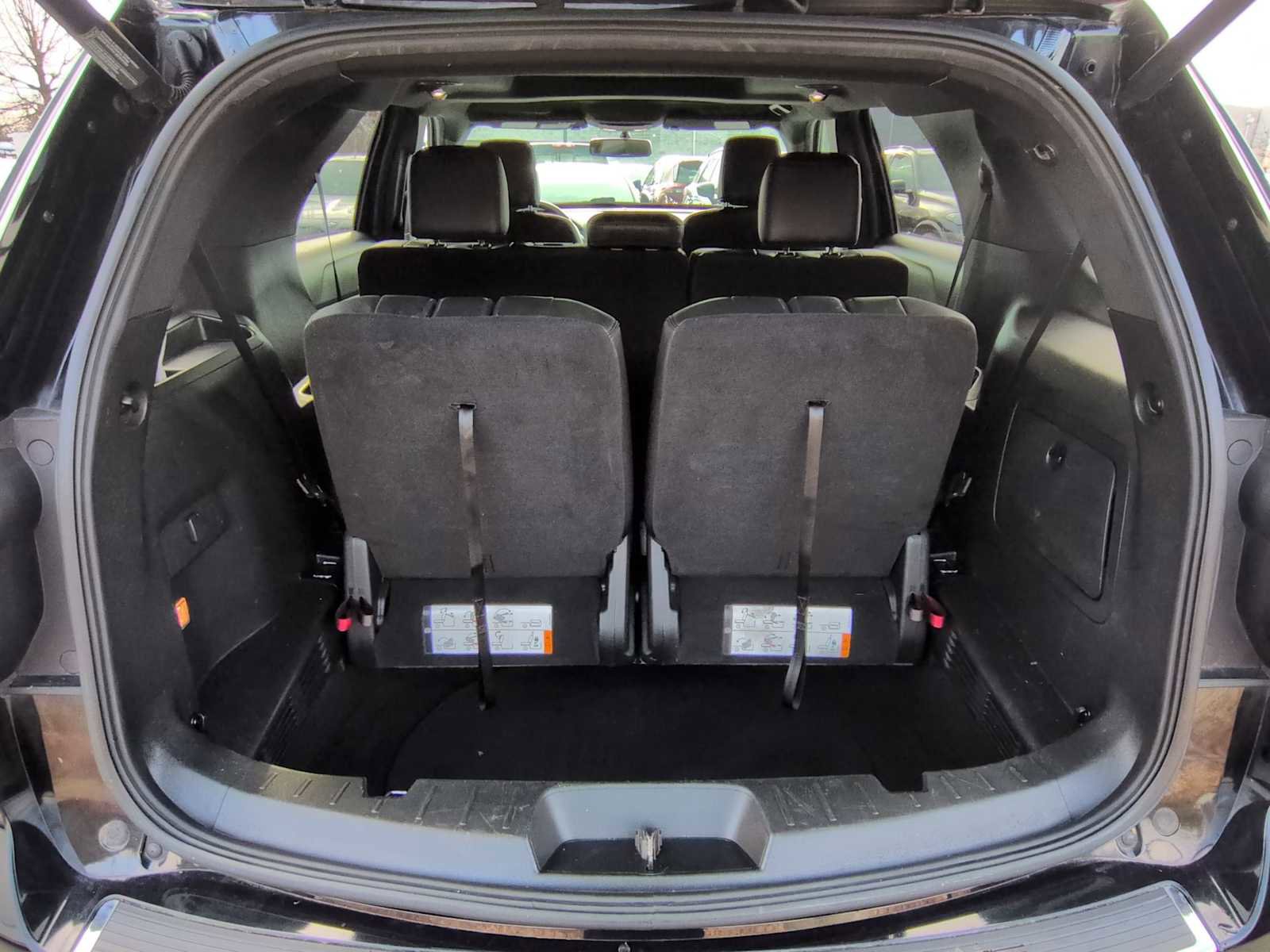 Used 2018 Ford Explorer XLT w/ Equipment Group 202A image 35