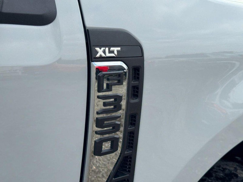 New 2026 Ford F350 XLT w/ FX4 Off-Road Package image 12