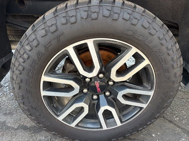 Used 2023 GMC Sierra 1500 AT4 w/ AT4 Preferred Package AWD/4WD image 29