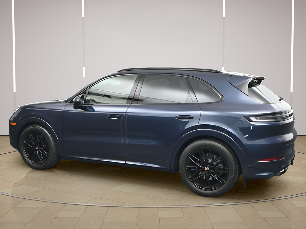 Certified 2026 Porsche Cayenne GTS AWD/4WD image 24