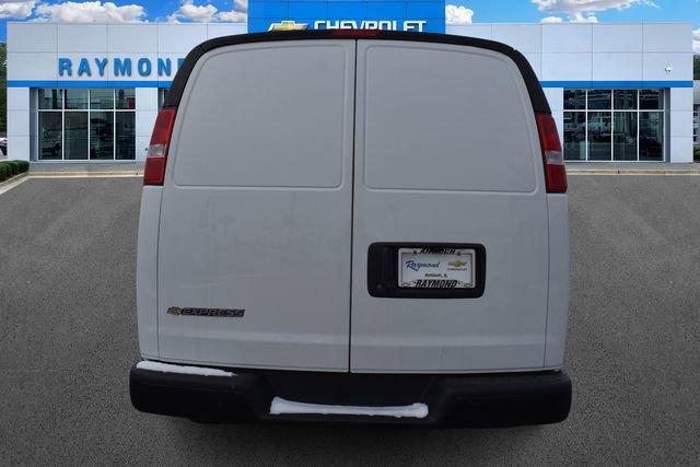 New 2025 Chevrolet Express 2500 w/ Driver Convenience Package image 5