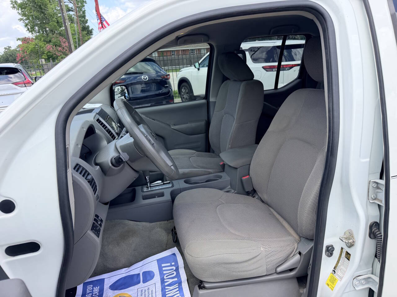 Used 2017 Nissan Frontier SV AWD/4WD image 9