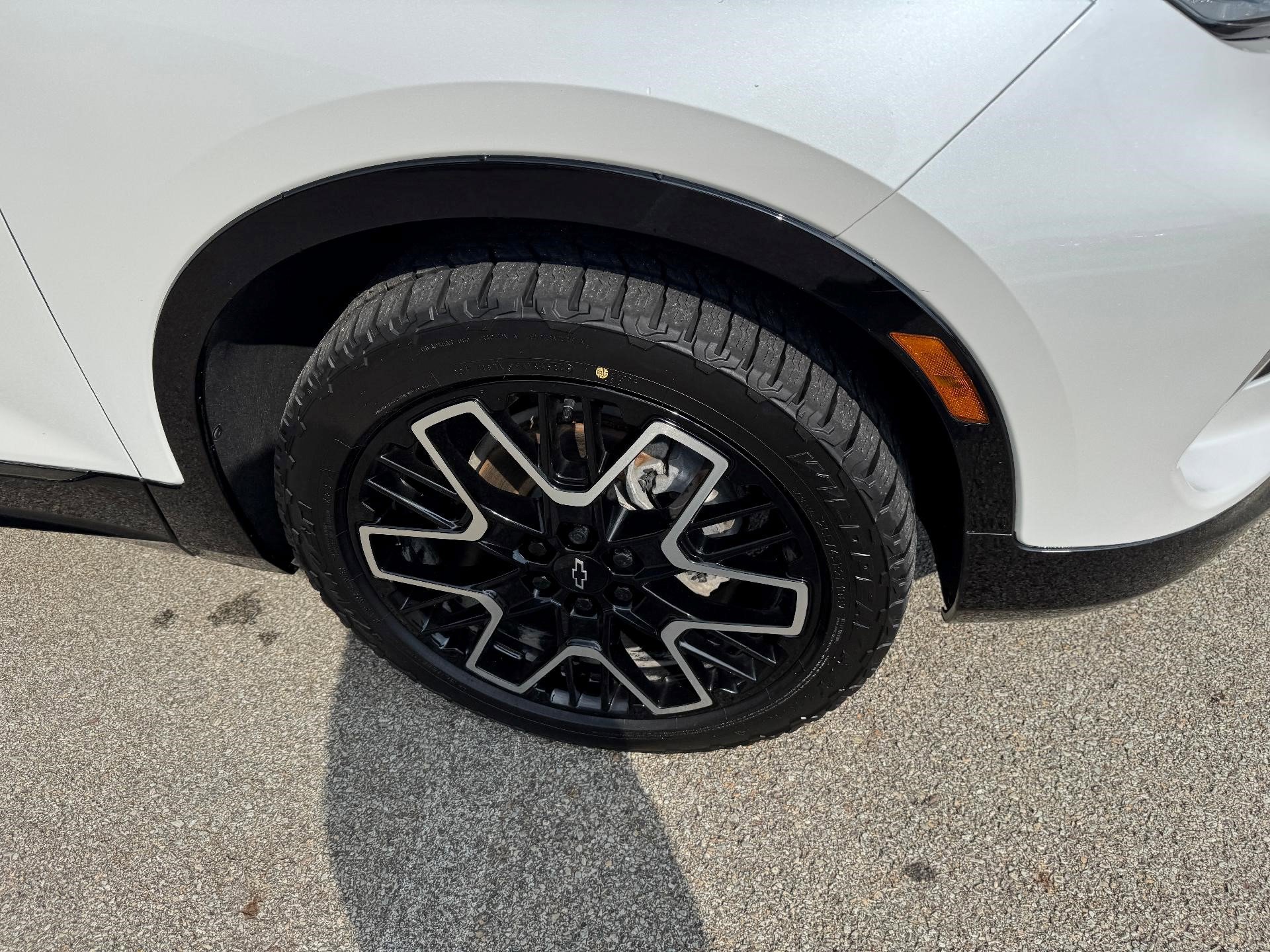 Certified 2023 Chevrolet Blazer RS w/ Driver Confidence II Package image 9