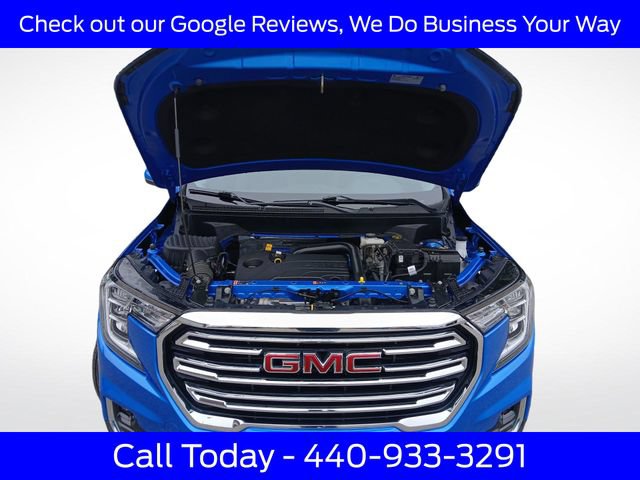 Used 2024 GMC Terrain SLT AWD/4WD image 14